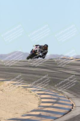 media/Dec-07-2025-CVMA (Sun) [[3e7d2de5dc]]/Race 6-The Shootout/